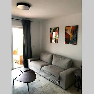 Cozy 2 Bedroom Apartment. Parking Included. Fuengirola